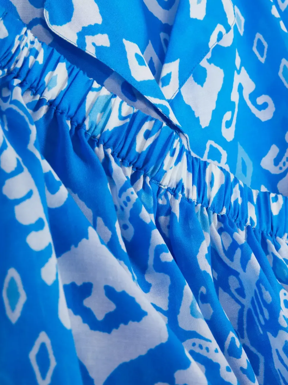 Wzorzysty zestaw z szortami