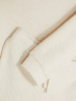 Zestaw z teksturowaną bluzą i spodniami dresowymi